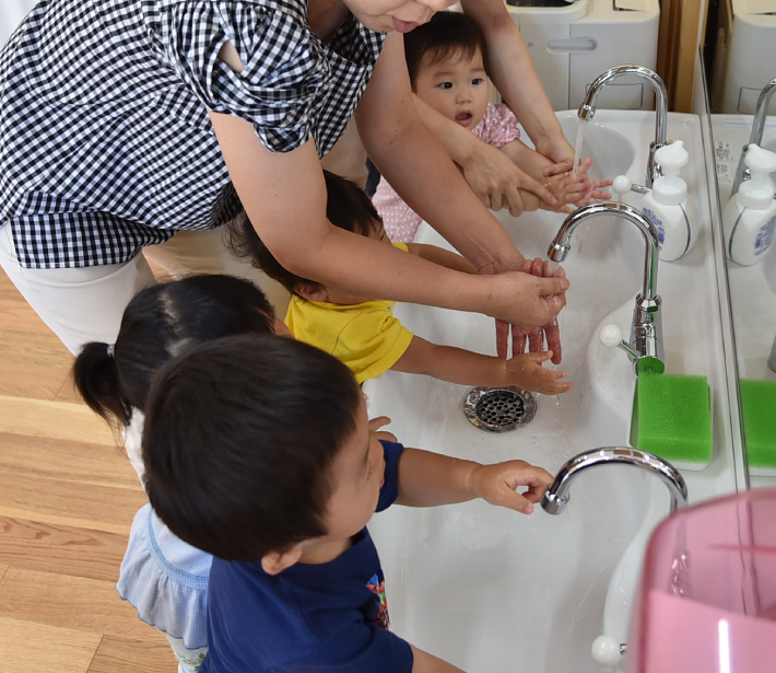 基本的生活習慣を身につけ養う